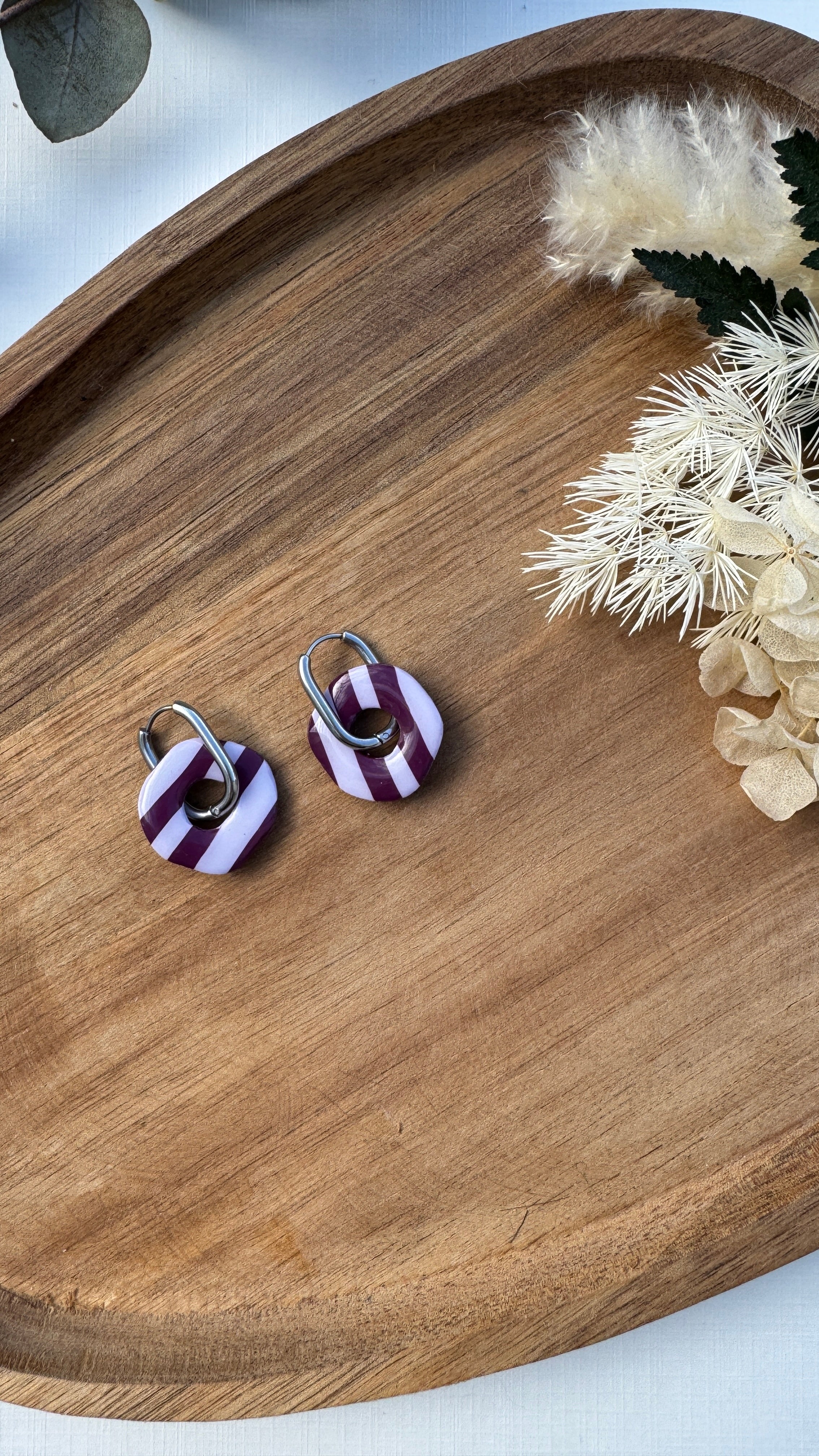 Simone - sans anneaux