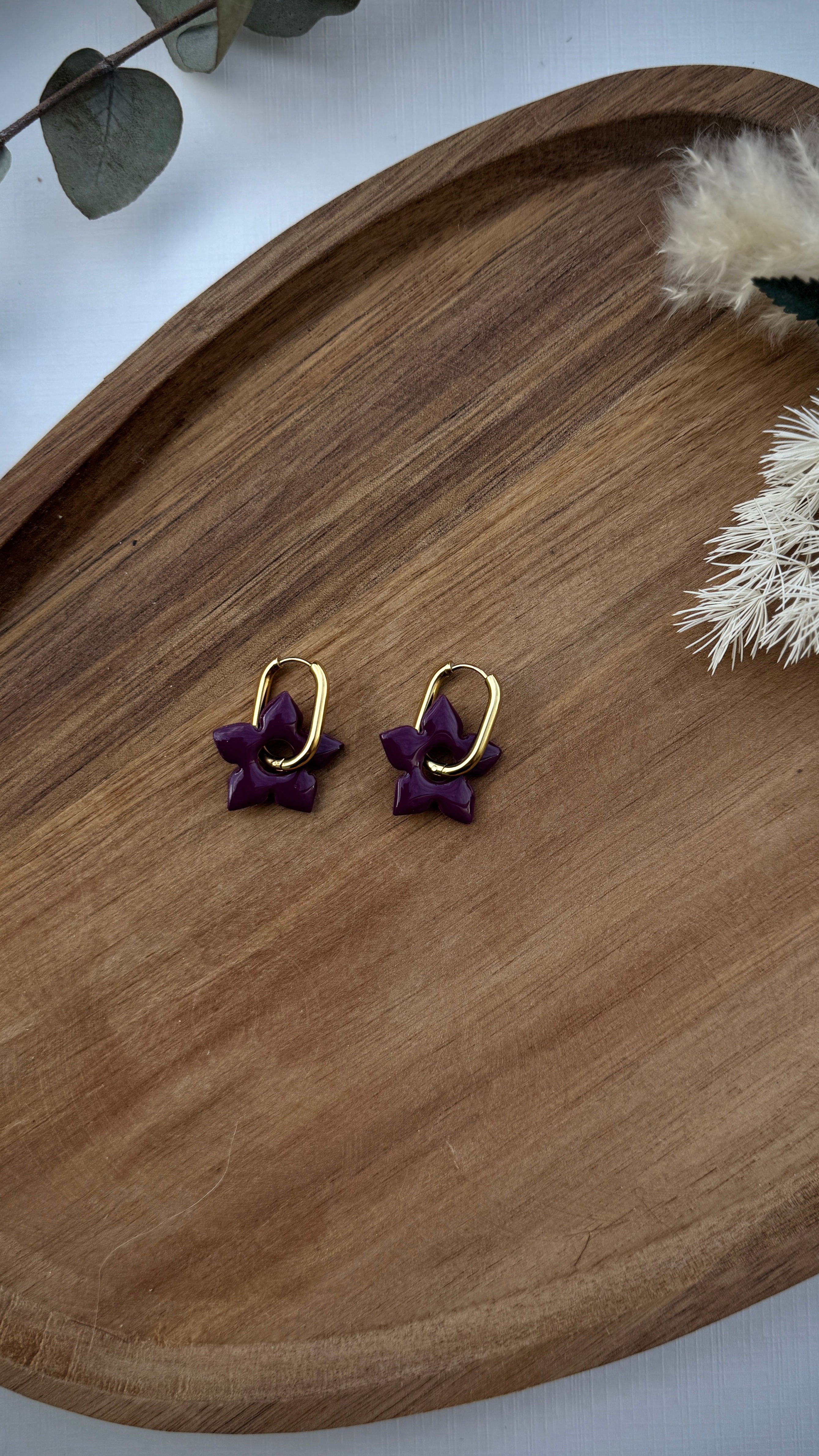 Lucie - sans anneaux